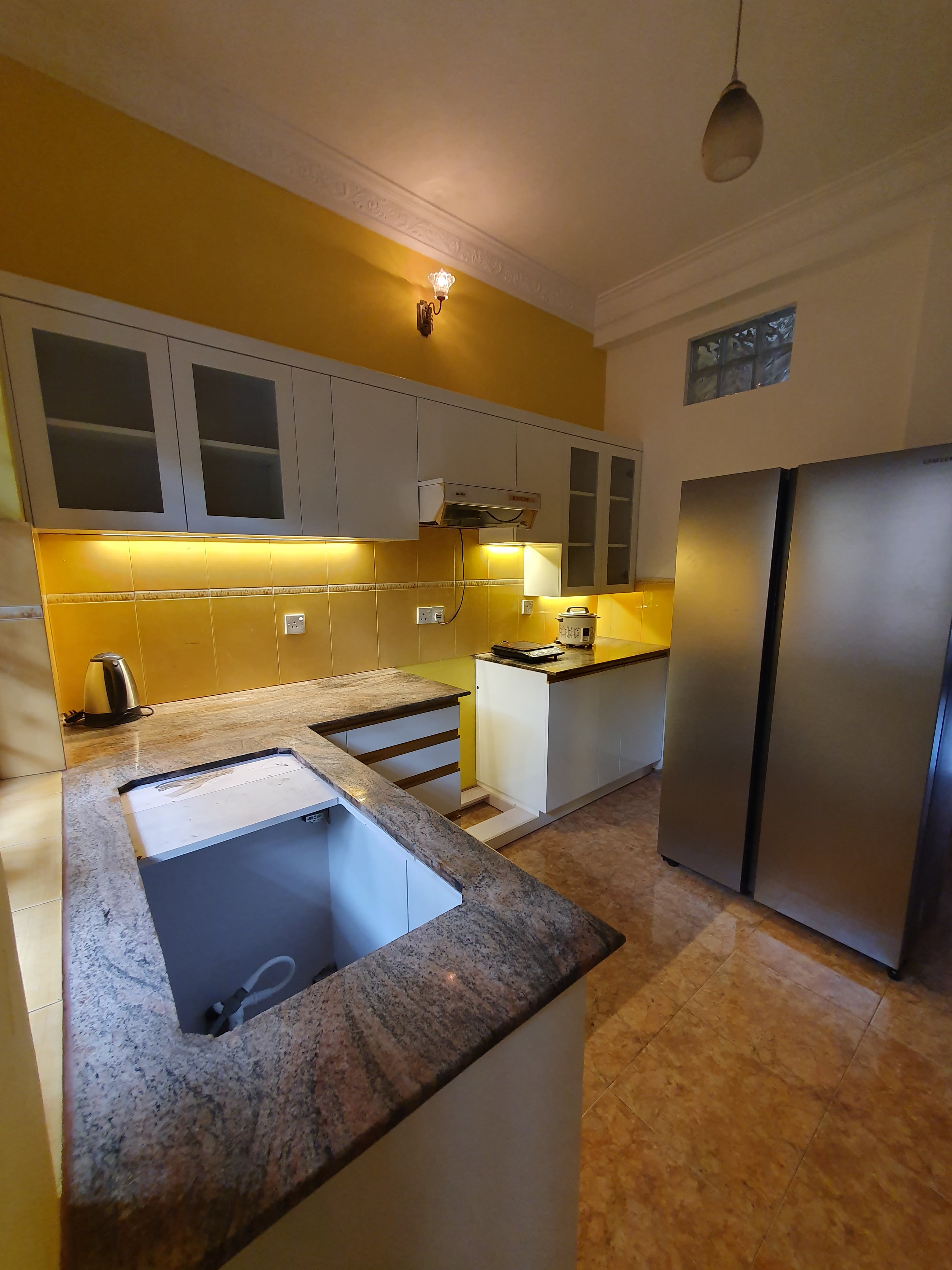 Exquisite Kitchen Cabinets