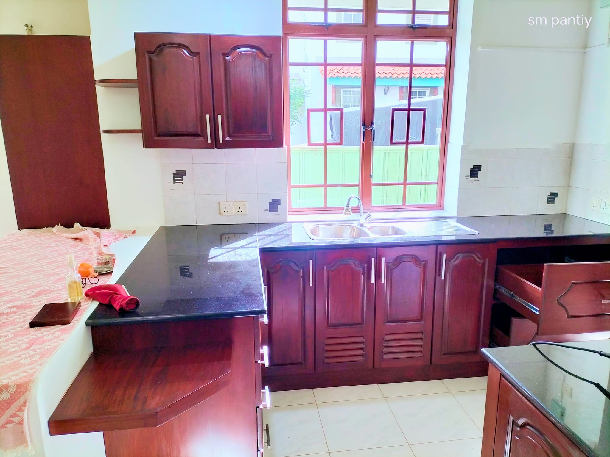 Exquisite Kitchen Cabinets