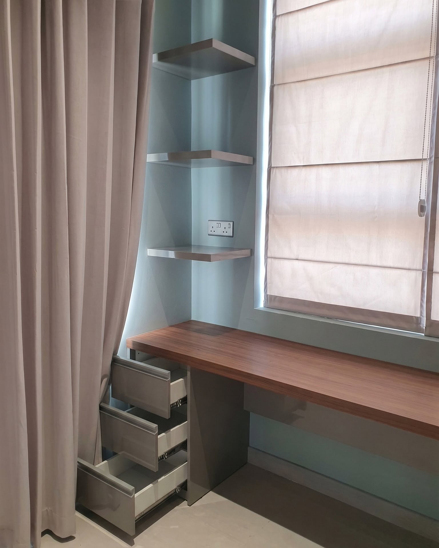 Modern & Elegant Bedroom Suite